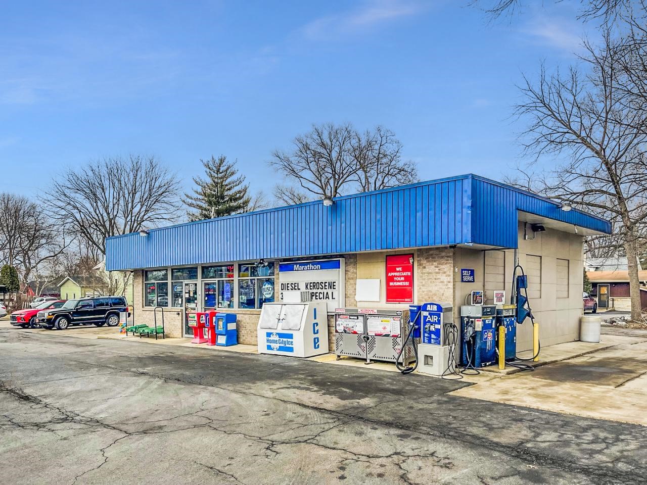 Main Photo For Gas Station on State St.