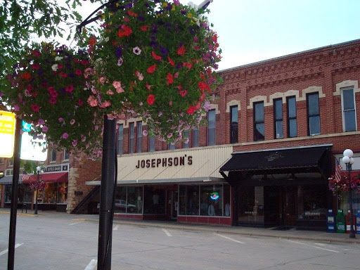 Josephson's Thrives In Spite of Challenges Brought on by COVID-19 Photo