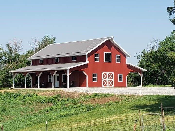 Airbnb Hilltop Haven Barndominium's Logo