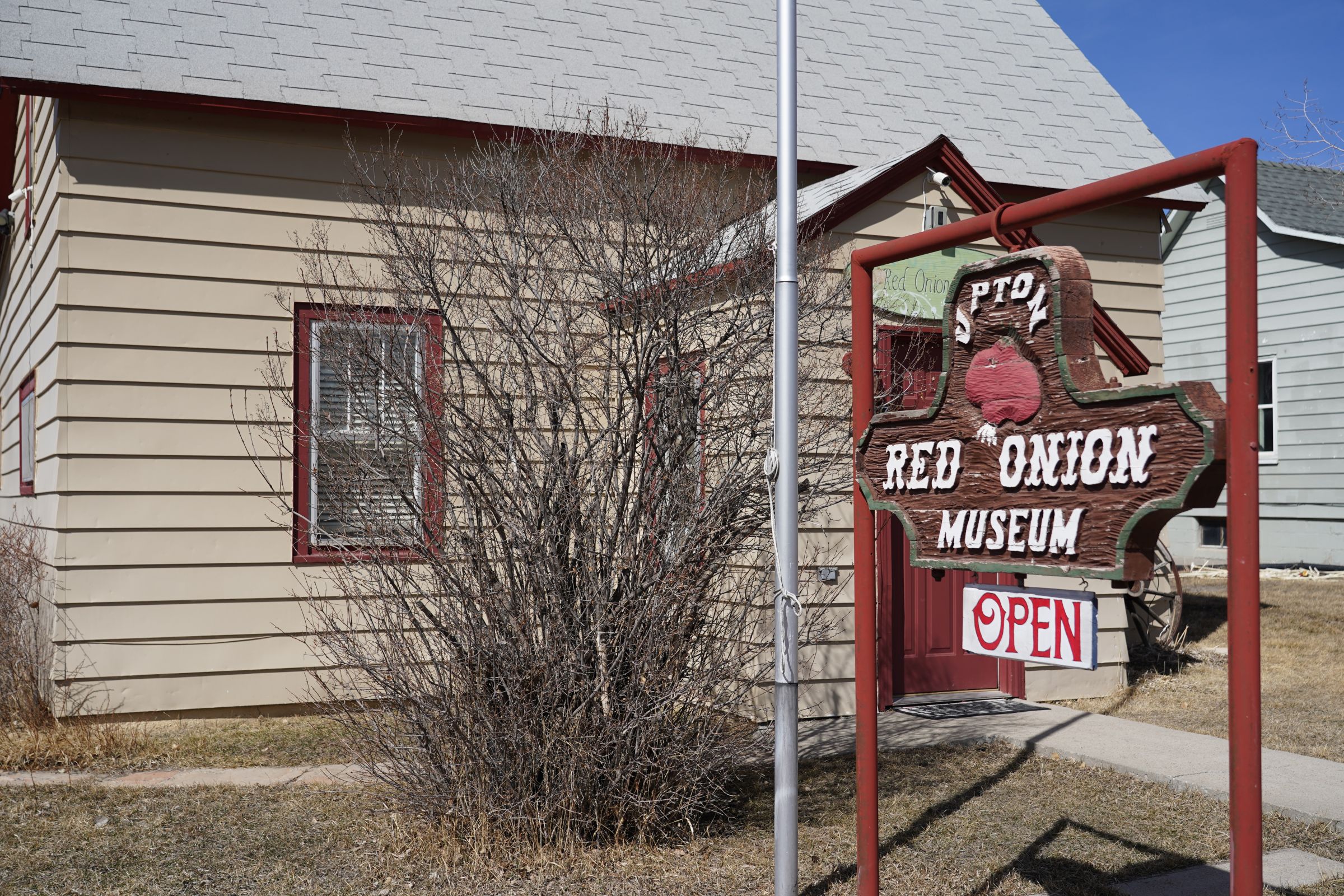 Red Onion Museum's Logo