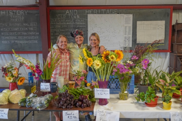 Discover the Benefits of Upton’s Farmers Market this Summer Photo