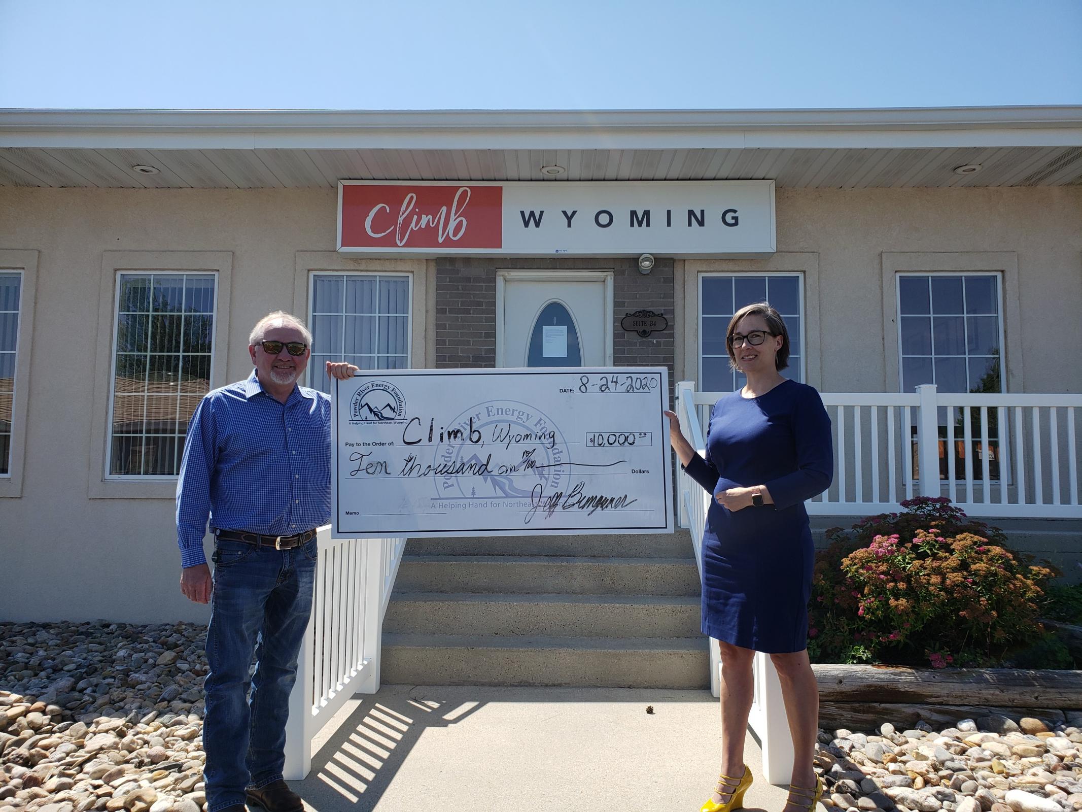 HED: Climb Wyoming Receives $10,000 from Powder River Energy Foundation to Help Low-Income Single Mothers in northeast Wyoming Photo