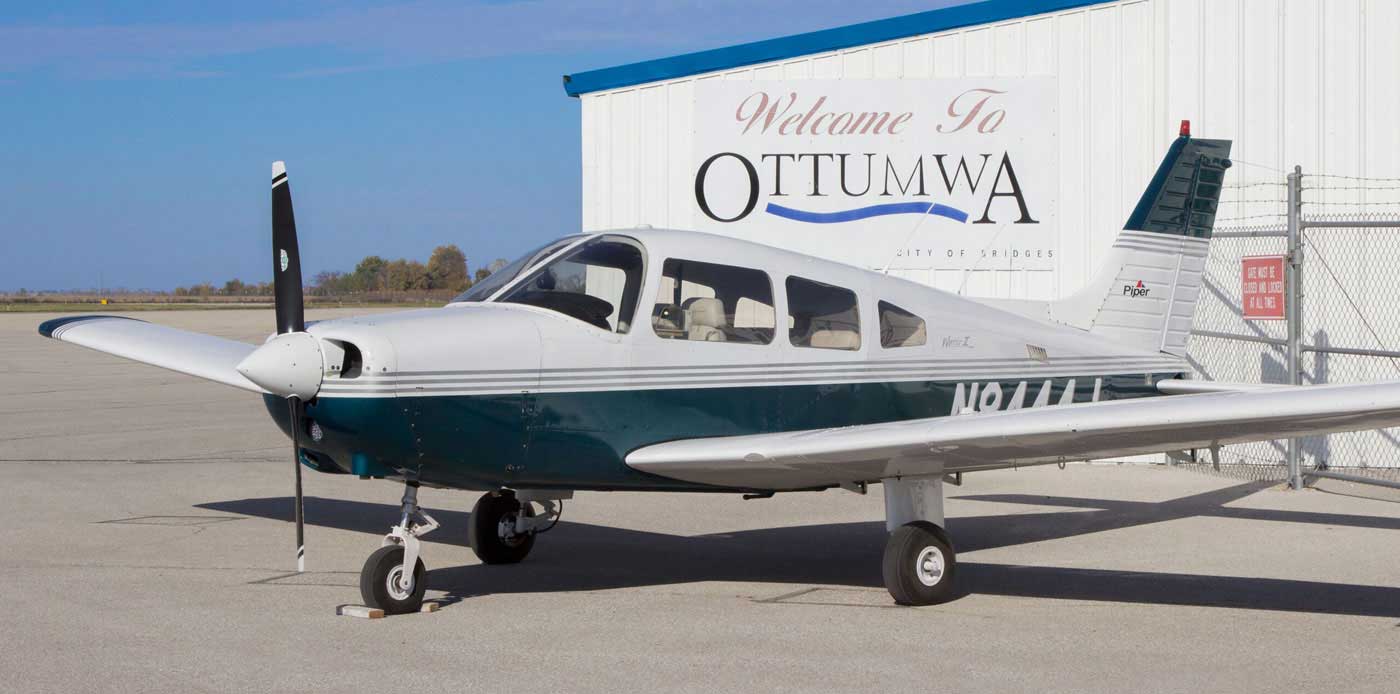 single-prop plane at Ottumwa, IA airport