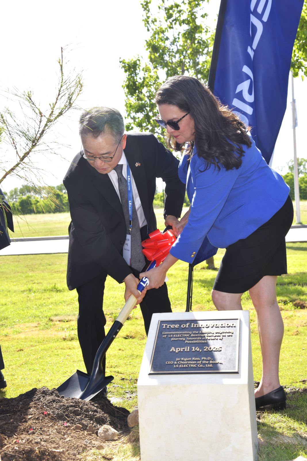 LS Electric (Bastrop Campus) held their grand opening and ribbon cutting at the Bastrop Business and Industrial Park on Monday, April 14, 2025, with LS Electric Chairman Ja-Kyum Koo leading the event. Guests enjoyed a facility tour, speeches, delicious food catered by Crave of Austin, live music and Korean traditional dancing.&nbsp;Photos by Terry Hagerty Photography