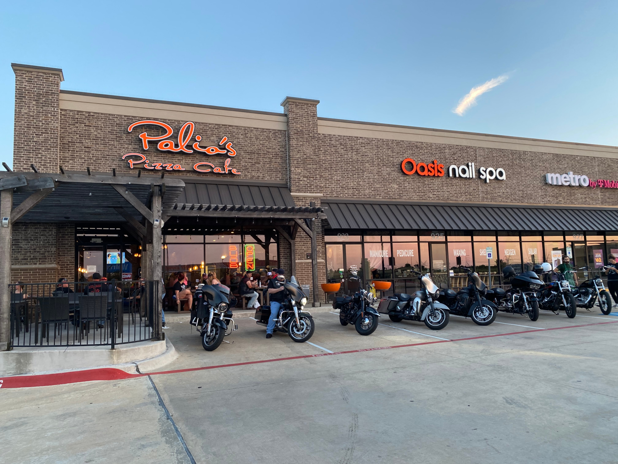 I-30 Corridor Business Highlight: Palio’s Pizza Café Photo