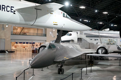 air museum display