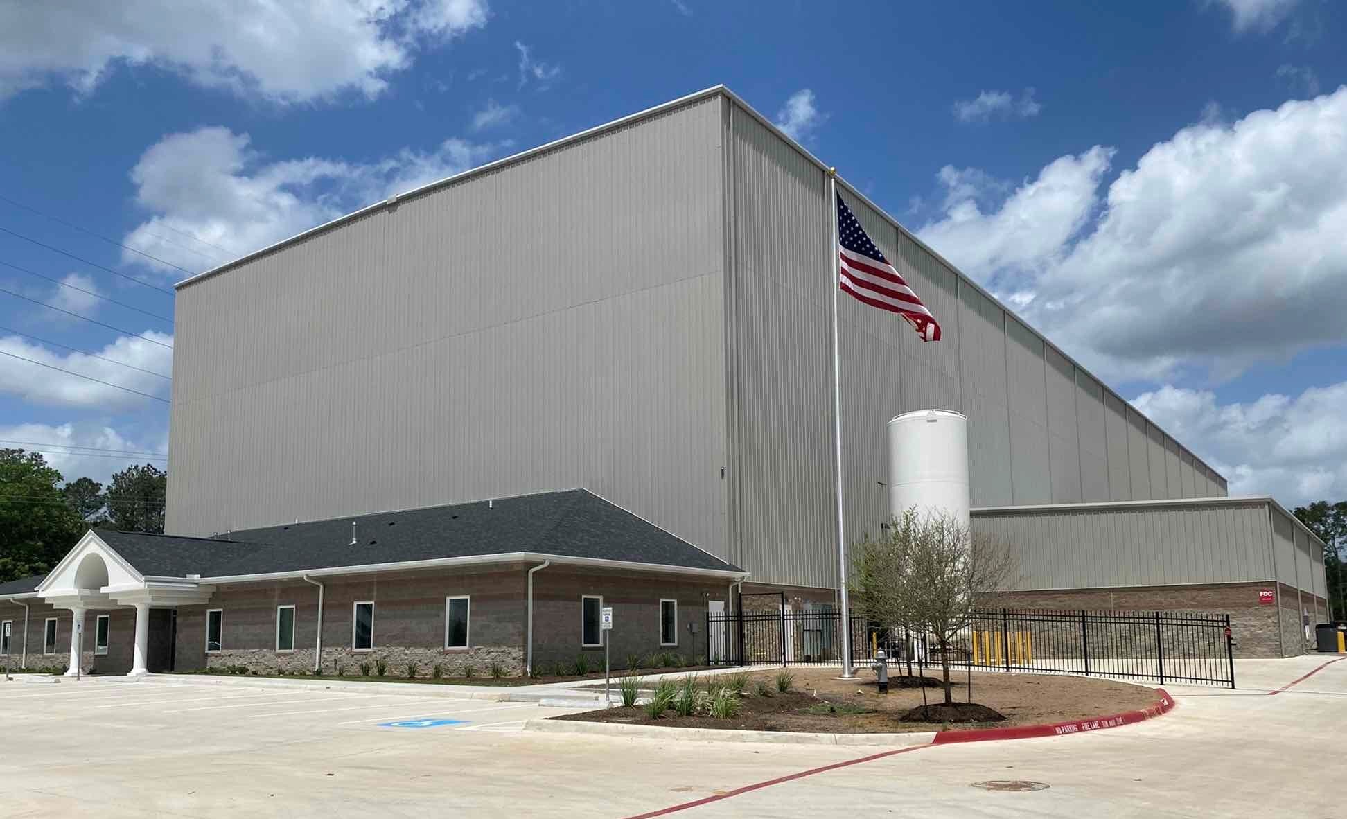 Eleet Cryogenics Finds Immediate Success at Conroe Park North Facility Photo