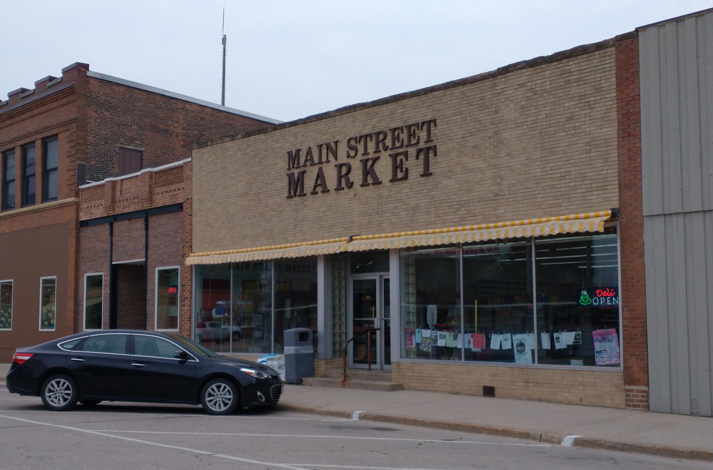 Local hardware store owners buy grocery store to allow community close access to food Main Photo