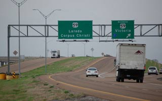 vehicles on highway 59