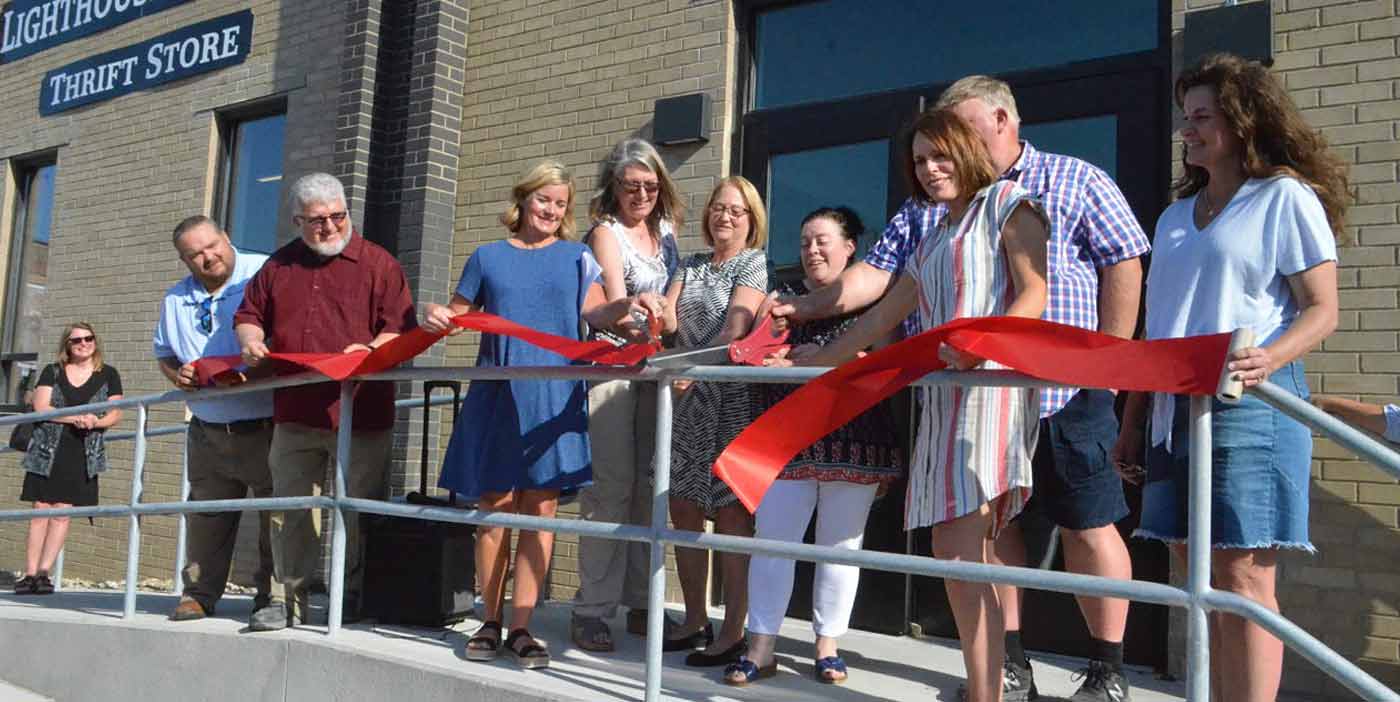 ribbon cutting ceremony for Wabash County, IN business