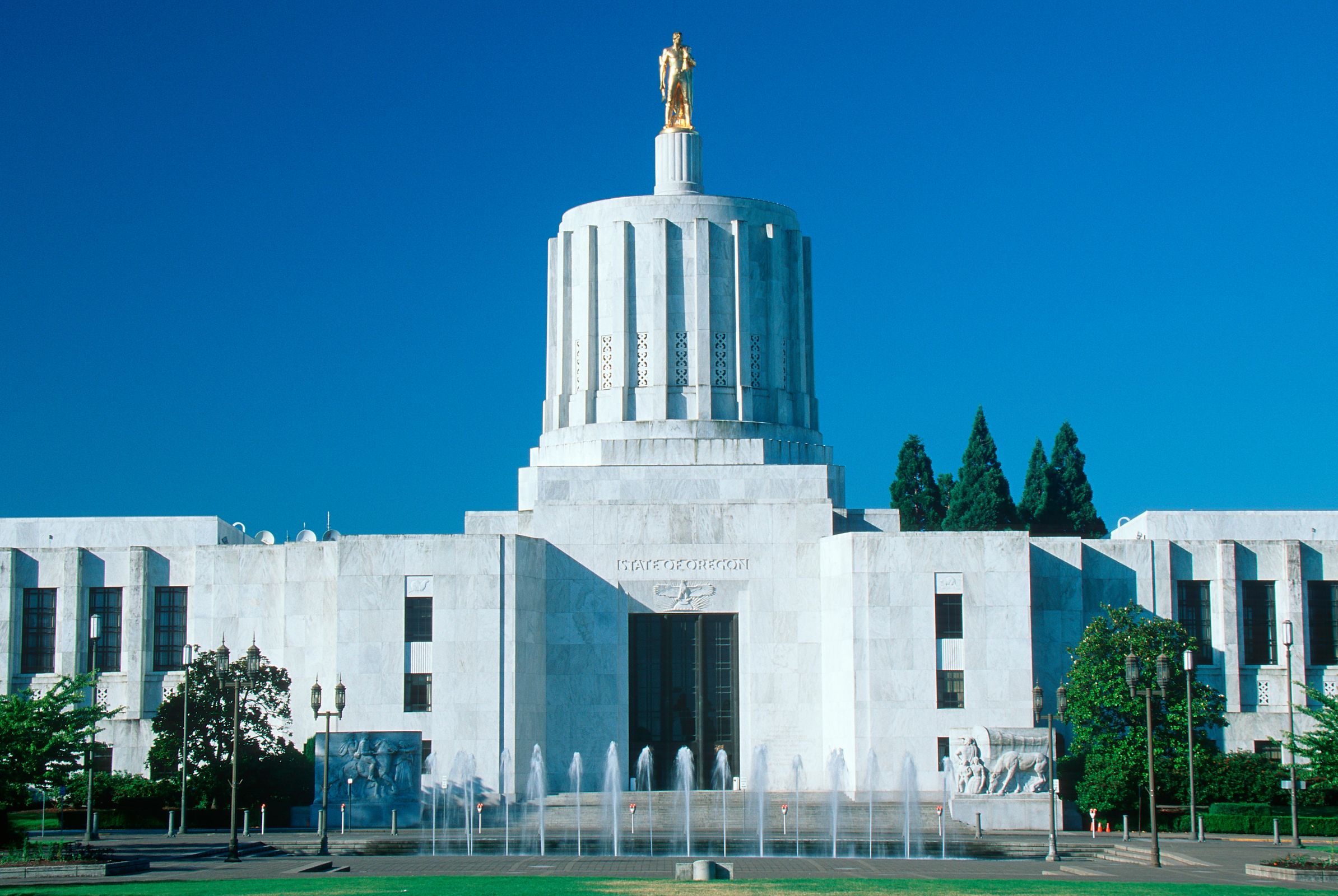 Click the Claiborne Urges legislature to invest in marketing Oregon open for business (The Oregonian) Slide Photo to Open