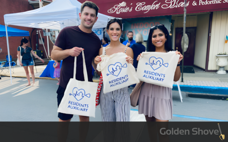 Residents Auxiliary creates community to retain medical families Photo