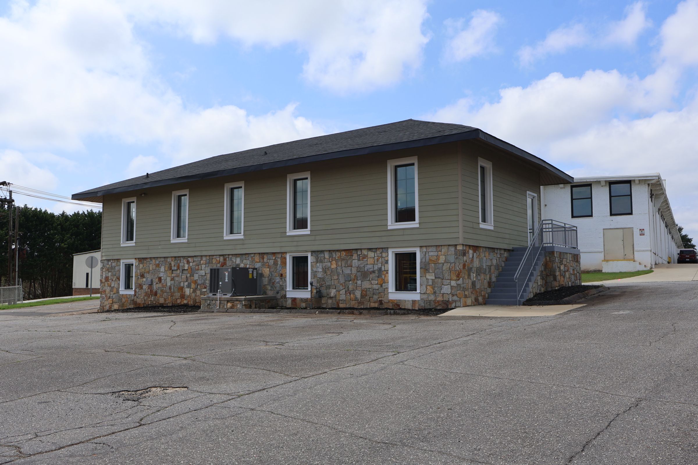 Main Photo For Granite Falls: 1 S Main St.