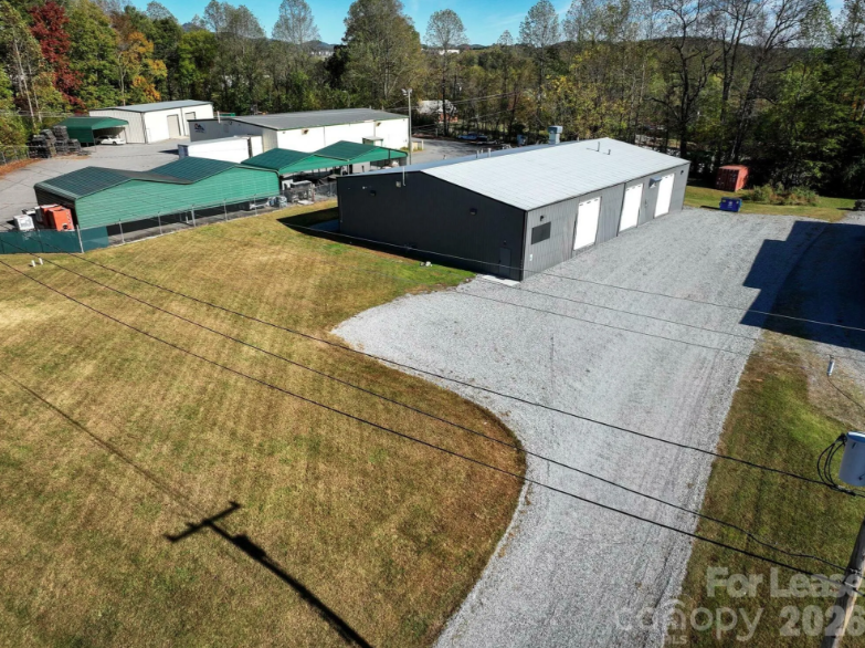 Main Photo For Lenoir: 2308 Icenhour Court