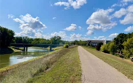 Minnesota River Bluffs Regional Trail Photo