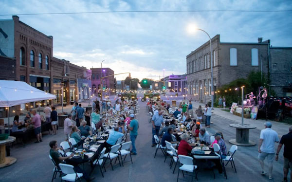 Thumbnail for Western Iowa Dishes It Out During Farm-to-Table Fundraisers