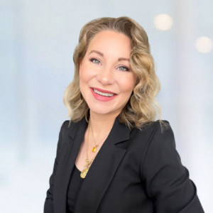 Megan Carlson Kladakis headshot