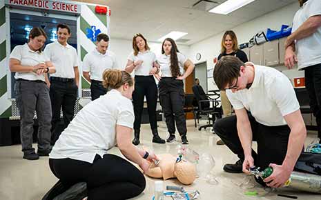 ivy tech paramedic science and emt training