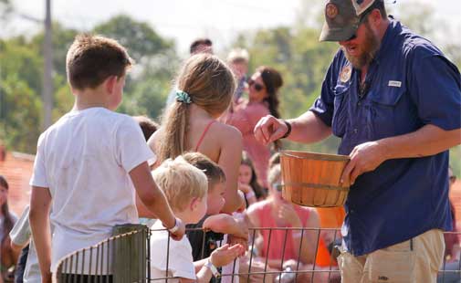 Click the Farmers Markets photo to open