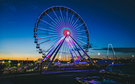Dazzling Districts to Breathtaking Bluffs Main Photo