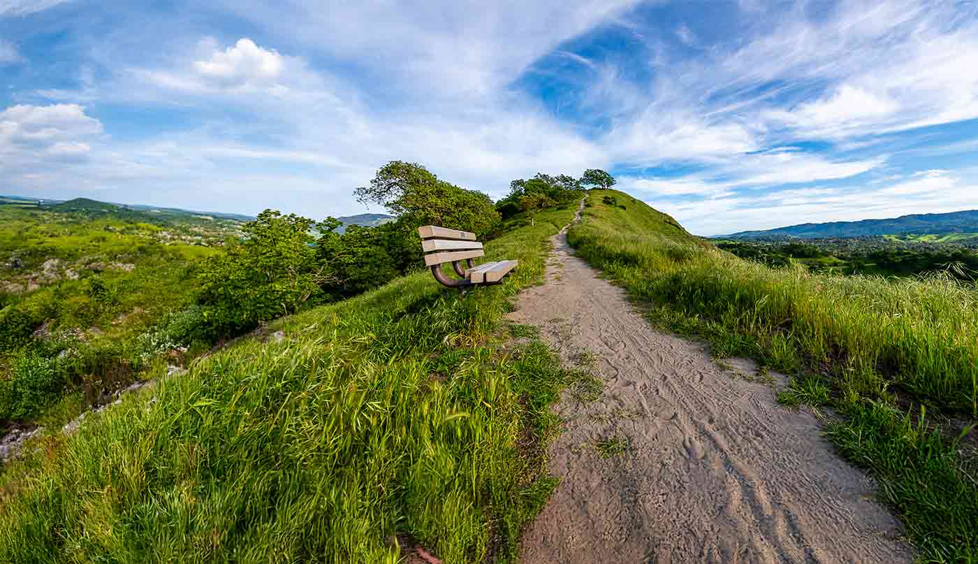 Mount Diablo State Park trail and bench in Contra Costa County, CA