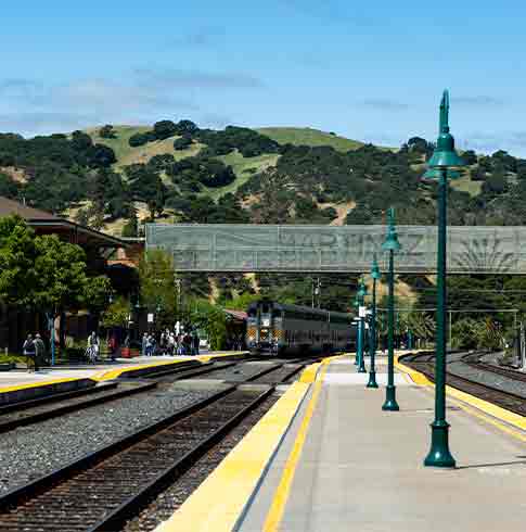 Connect Effortlessly to Major Urban Centers