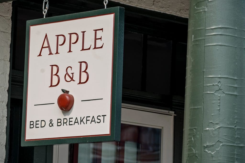 The Apple B&B Offers Martinsburg Guests Comfort and Class
