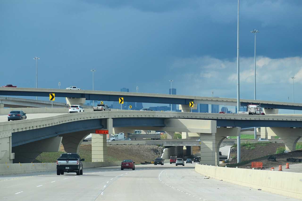 Easy access to I-10, US-90, and the Grand Parkway