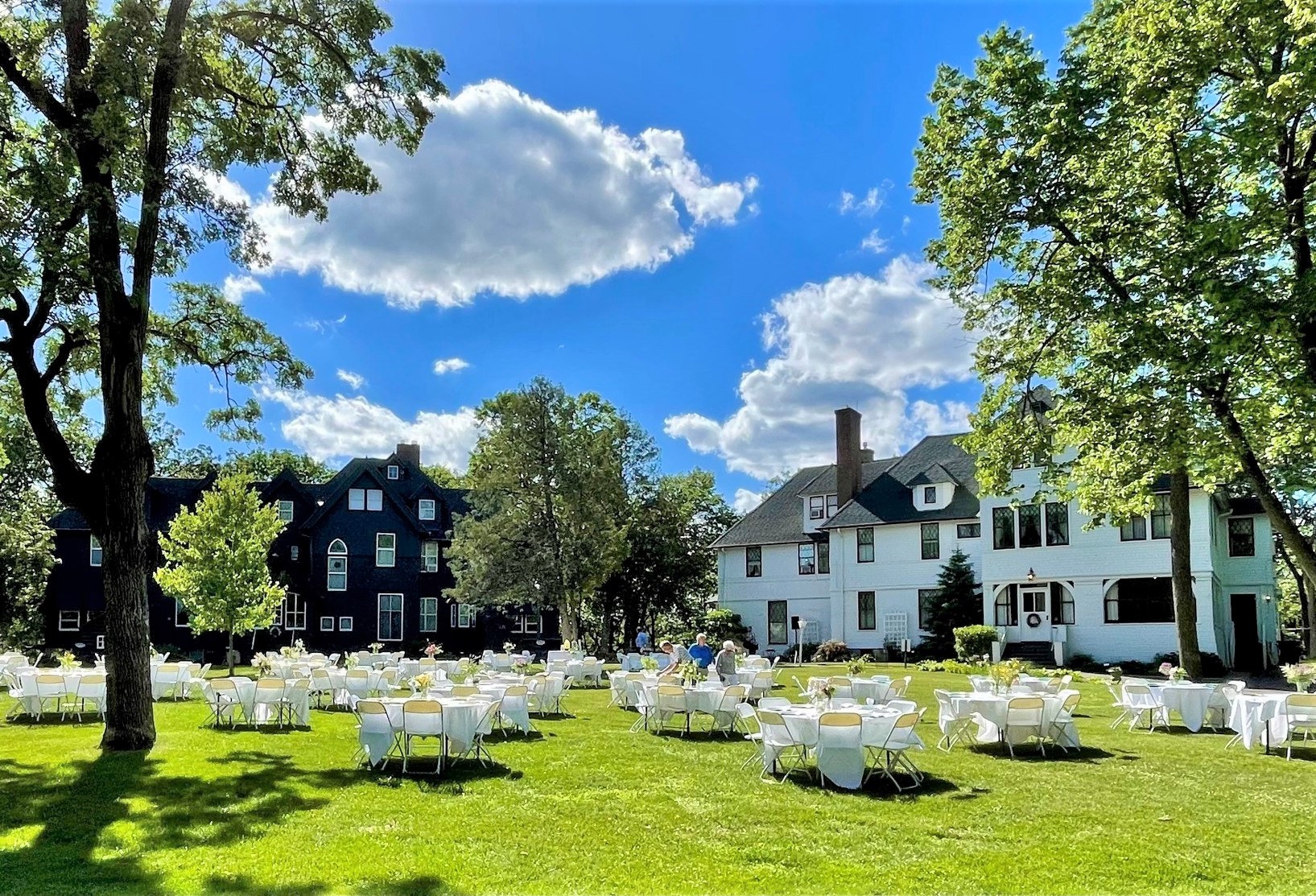 Two mansions of Minnesota lumber barons are popular destination for reunions, weddings Photo