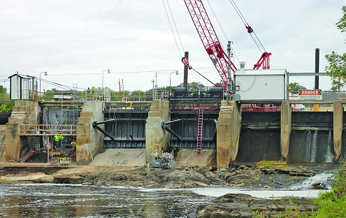 Dam repairs continue amidst colder temperatures Photo