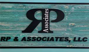 RP & Associates's Logo