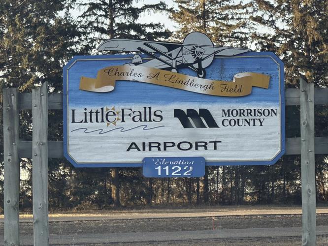 Kresha seeks $500,000 for airport hangar improvements Photo