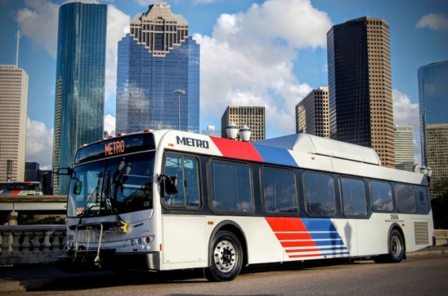 Riders will soon have access to free Wi-Fi systemwide on METRO vehicles Photo