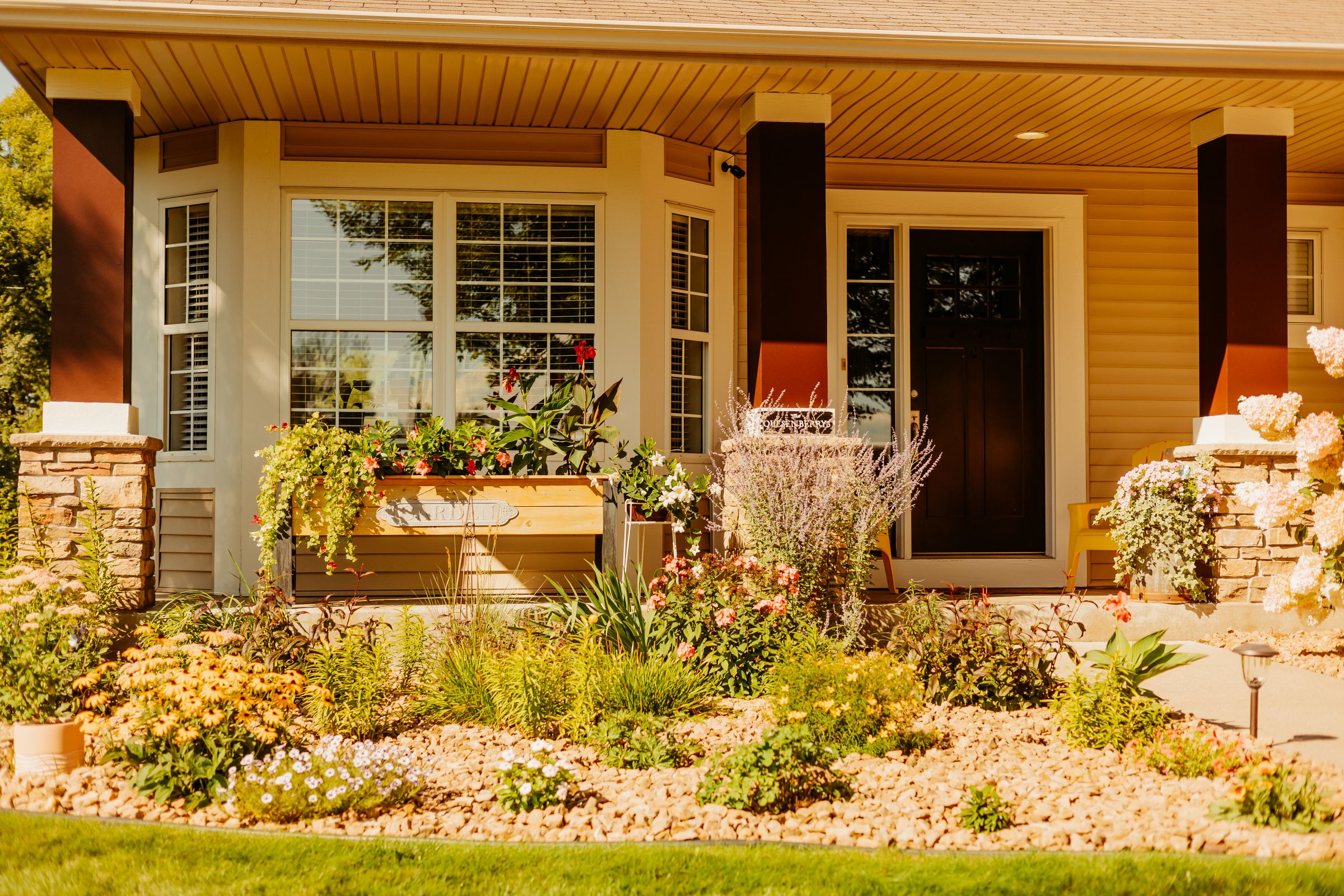 Thumbnail Image For Sarah Quesenberry - Click Here To See