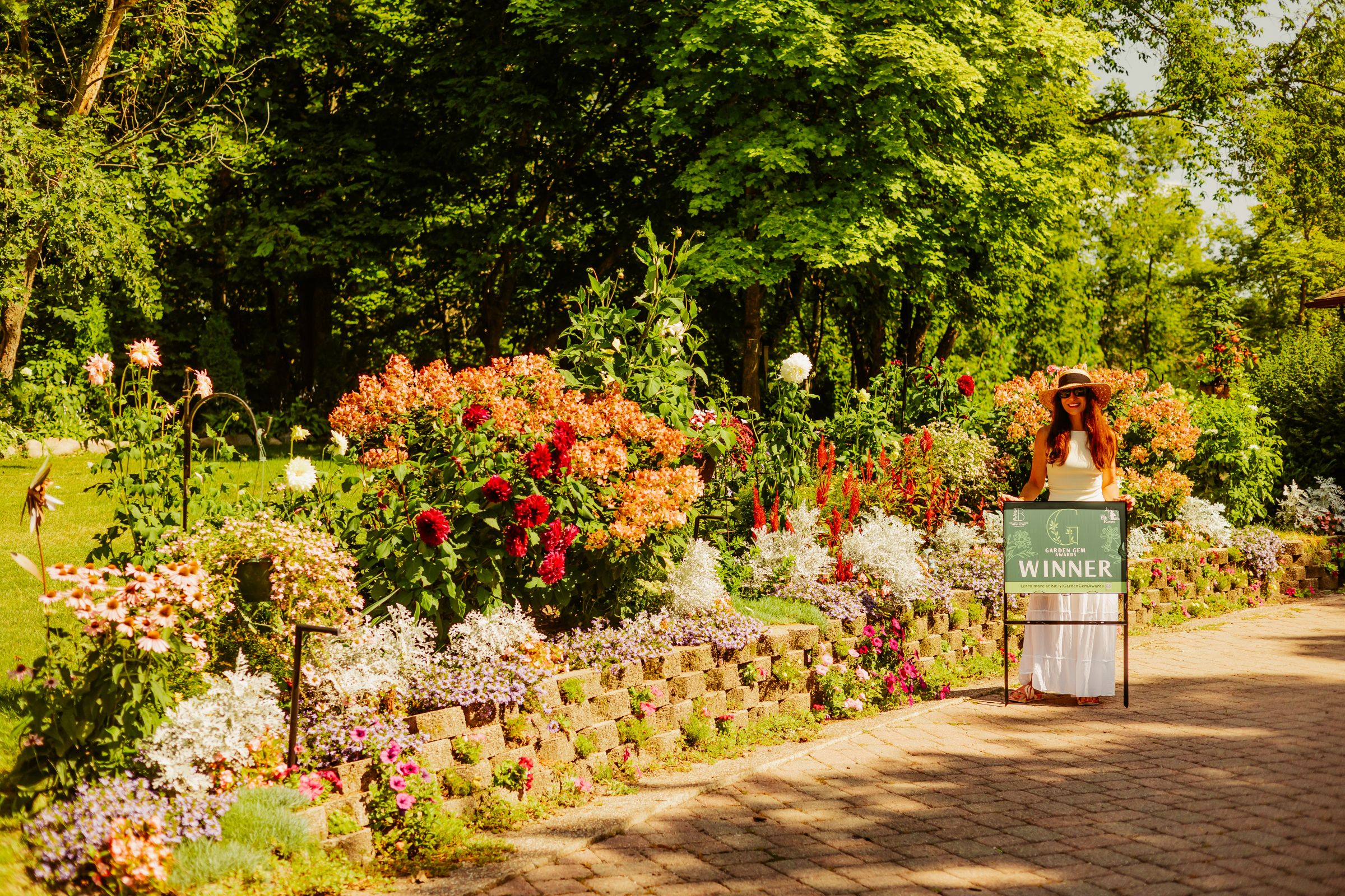 Single Family Built Before 2000 Photo
