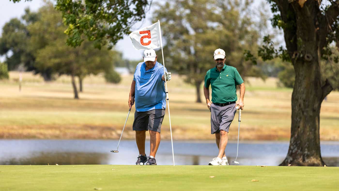golfers in Caney, KS