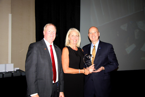 Exmark Receives Nebraska Business of the Year Award Main Photo