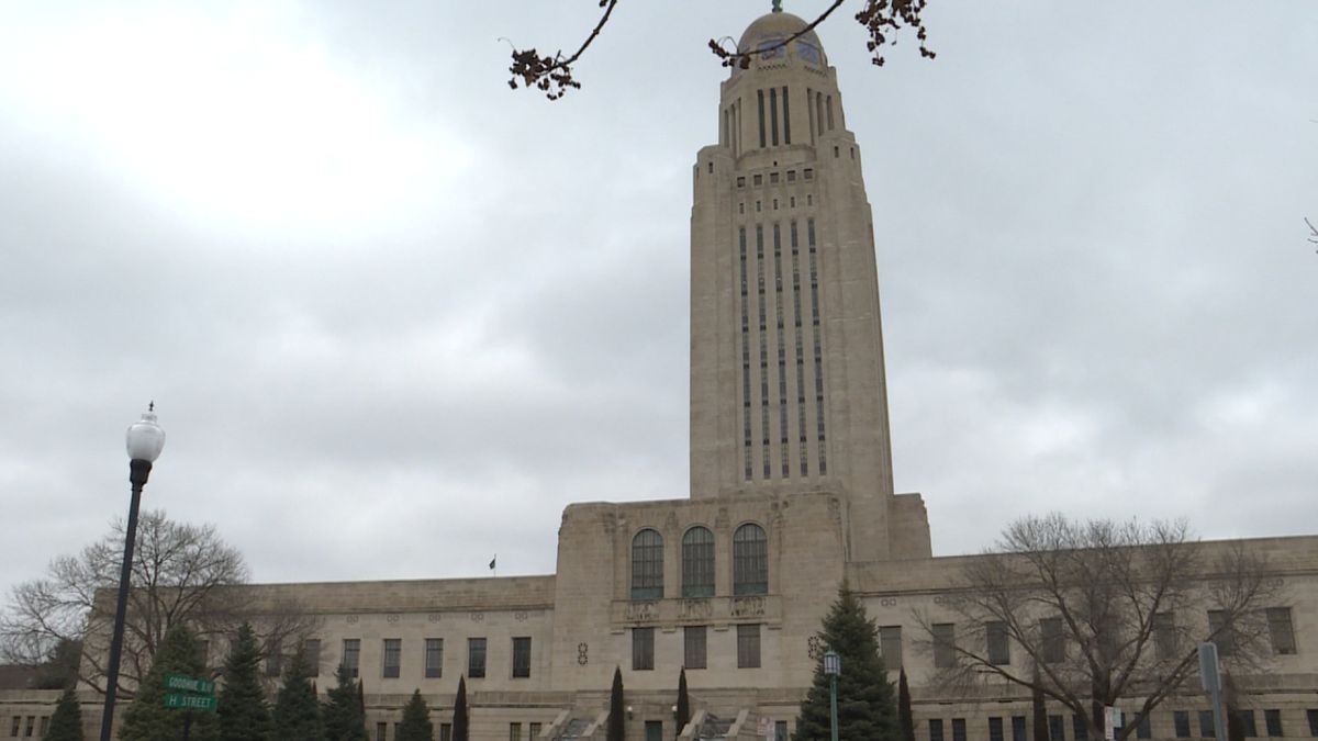 Bill to allow port authorities in Nebraska wins 1st approval Main Photo